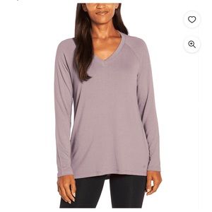 Banana Republic Women's Long Sleeve V Neck Top (Purple, xxl)